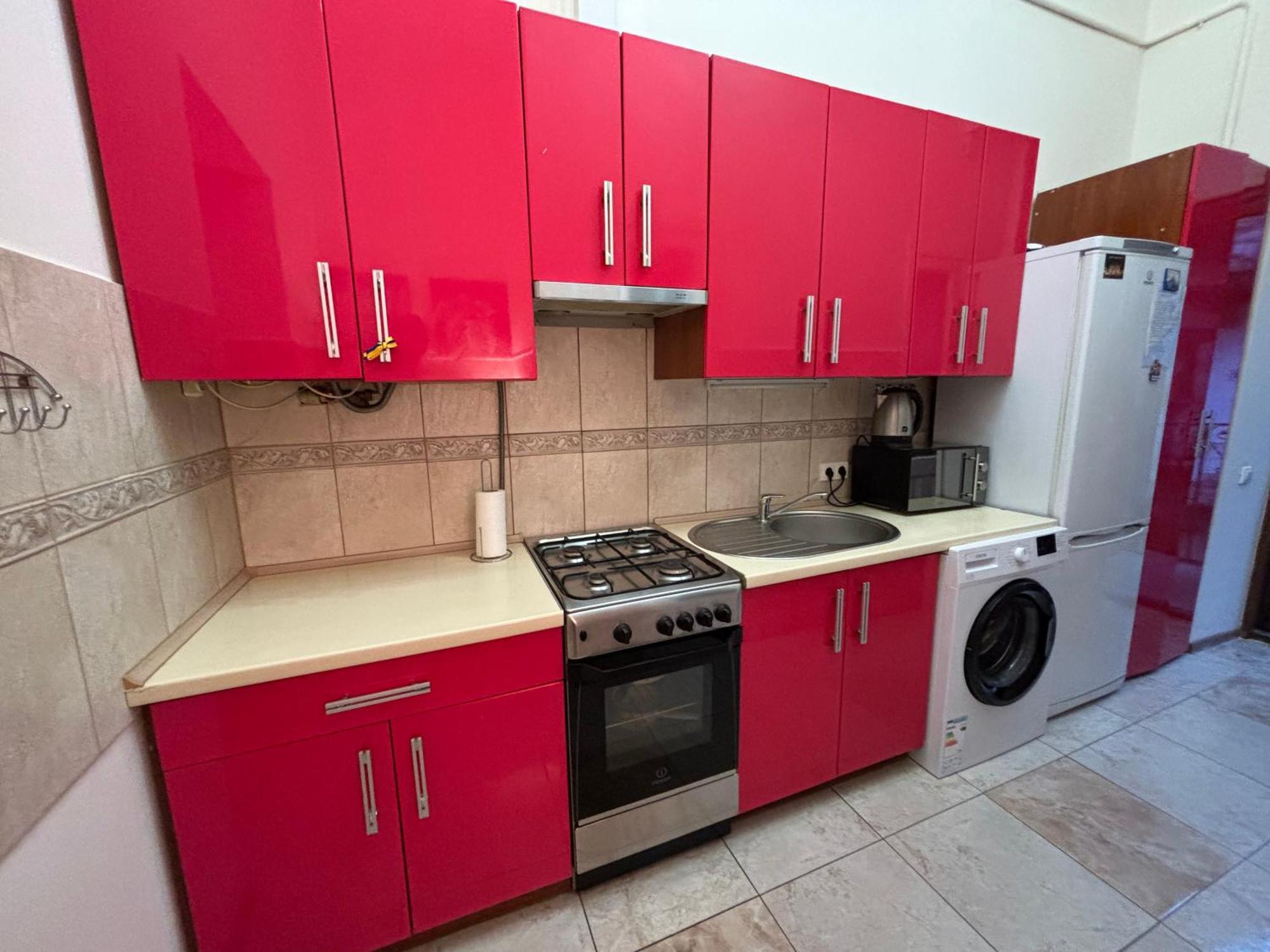 Айстра Apartment ลวีฟ ภายนอก รูปภาพ