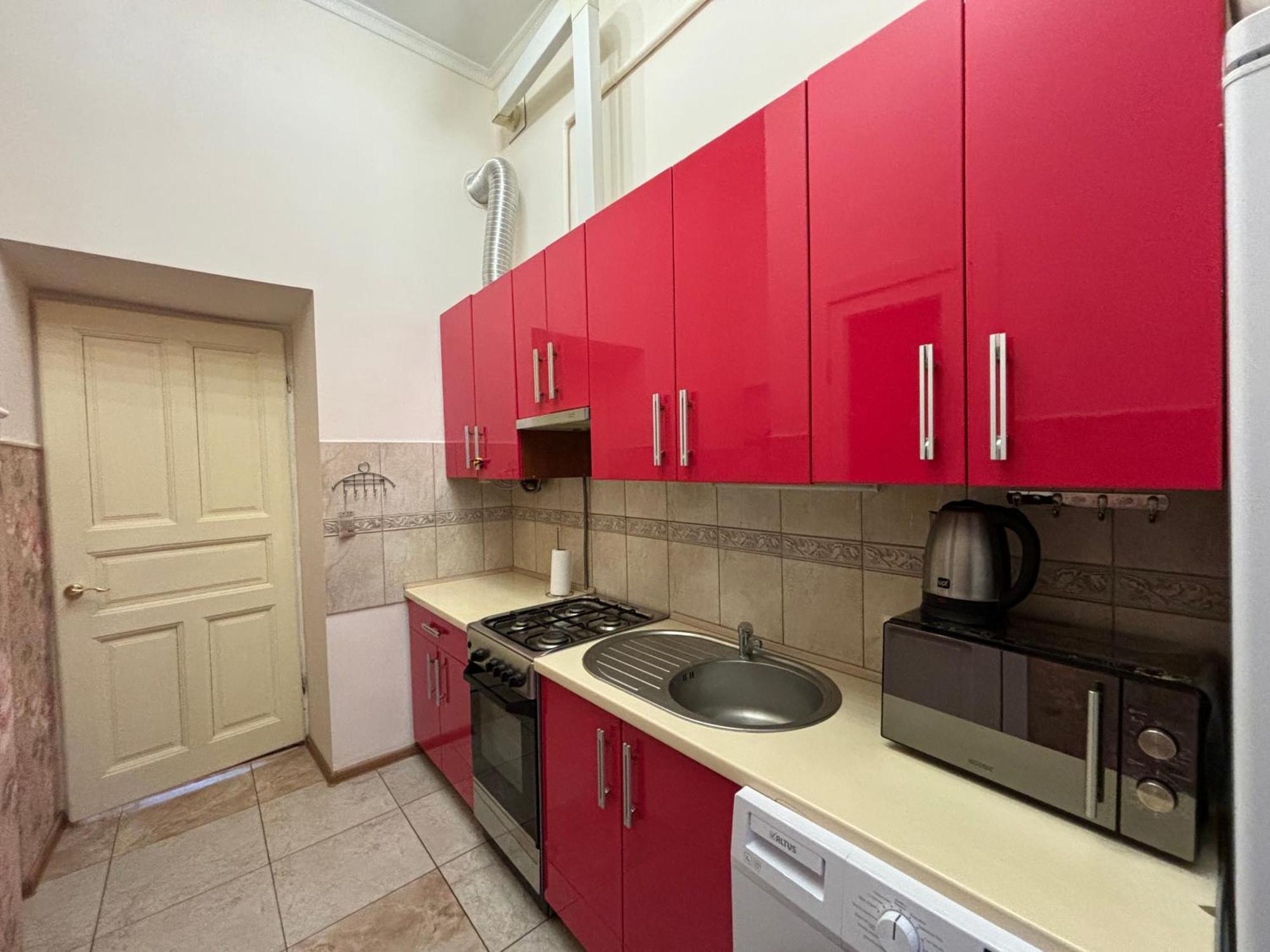 Айстра Apartment ลวีฟ ภายนอก รูปภาพ